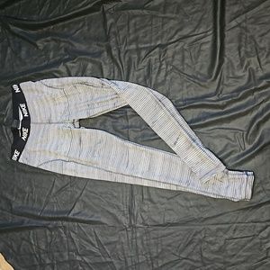 Nike High Rise Leggings